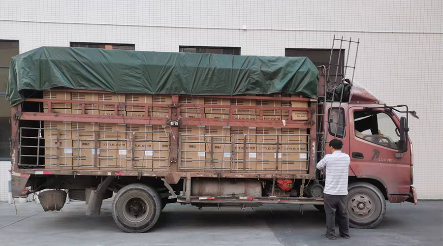 15天，金環(huán)電器順利完成電商客戶的內(nèi)衣干衣機(jī)出貨