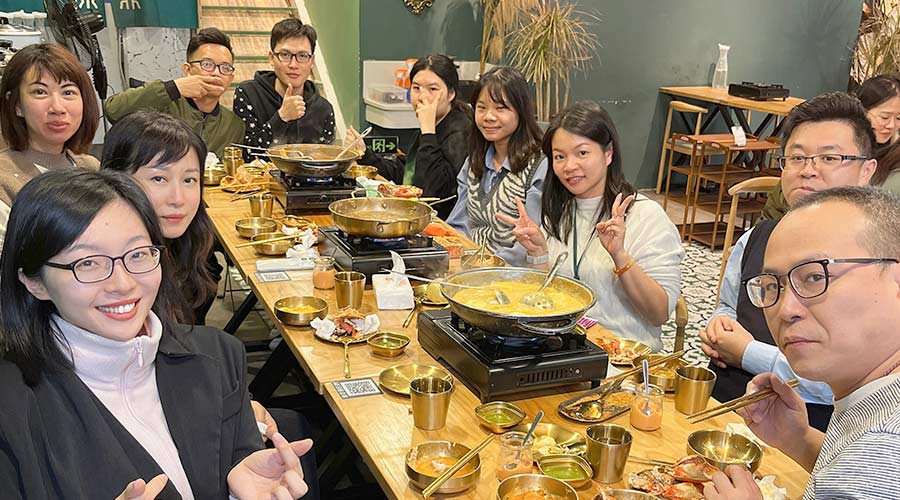 寒冬暖心！金環(huán)電器銷售部組織火鍋團(tuán)建沖刺2022